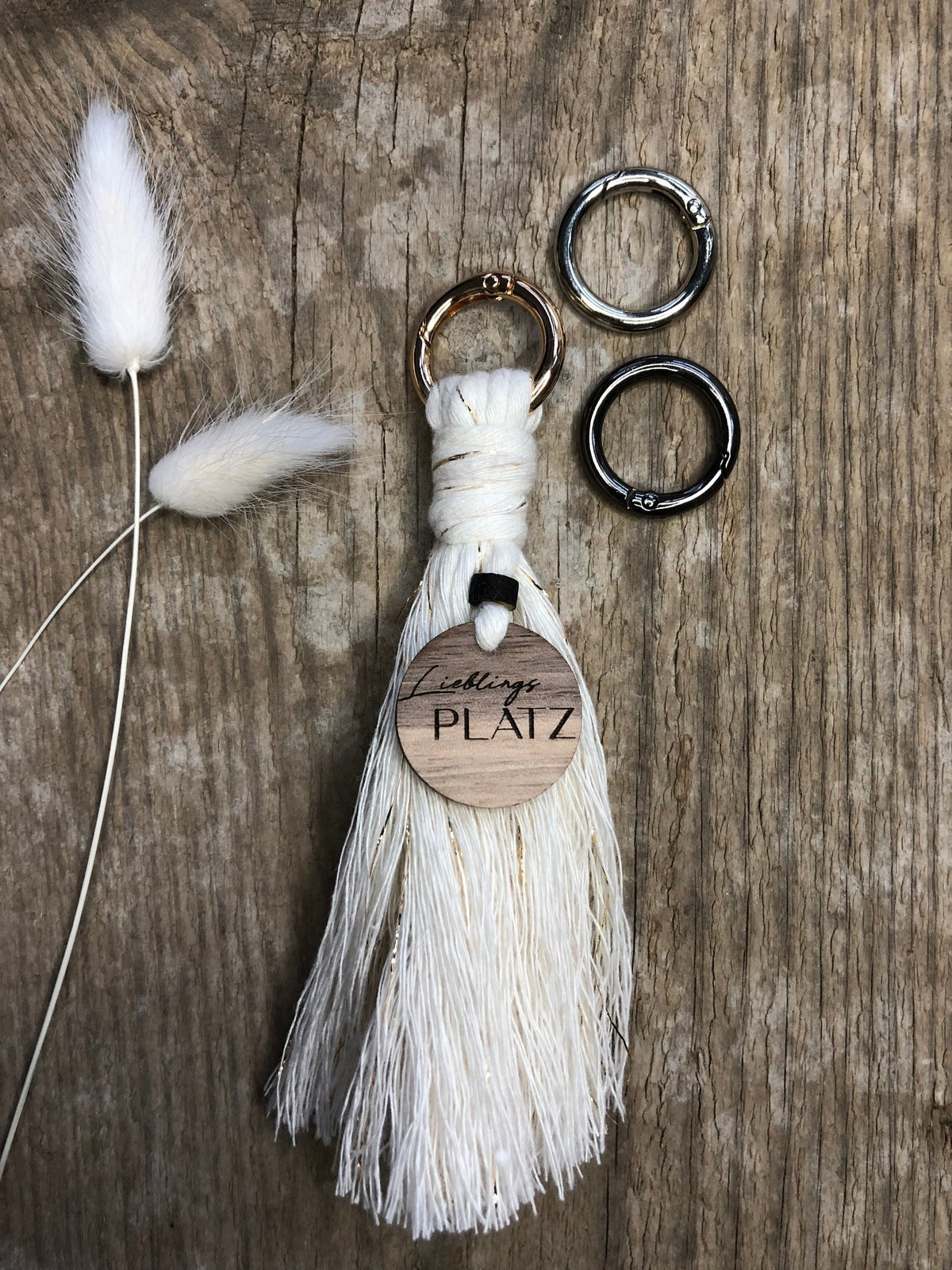 Tassel  Quaste personalisierter Schlüsselanhänger mit Holzanhänger –  Einklangdesign